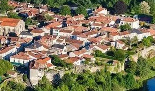 荆门回乡建别墅为什么一定要选专业乡墅公司